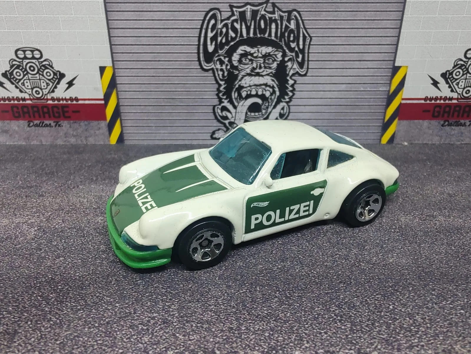 ’71 Porsche 911 — blanco y verde, POLIZEI
