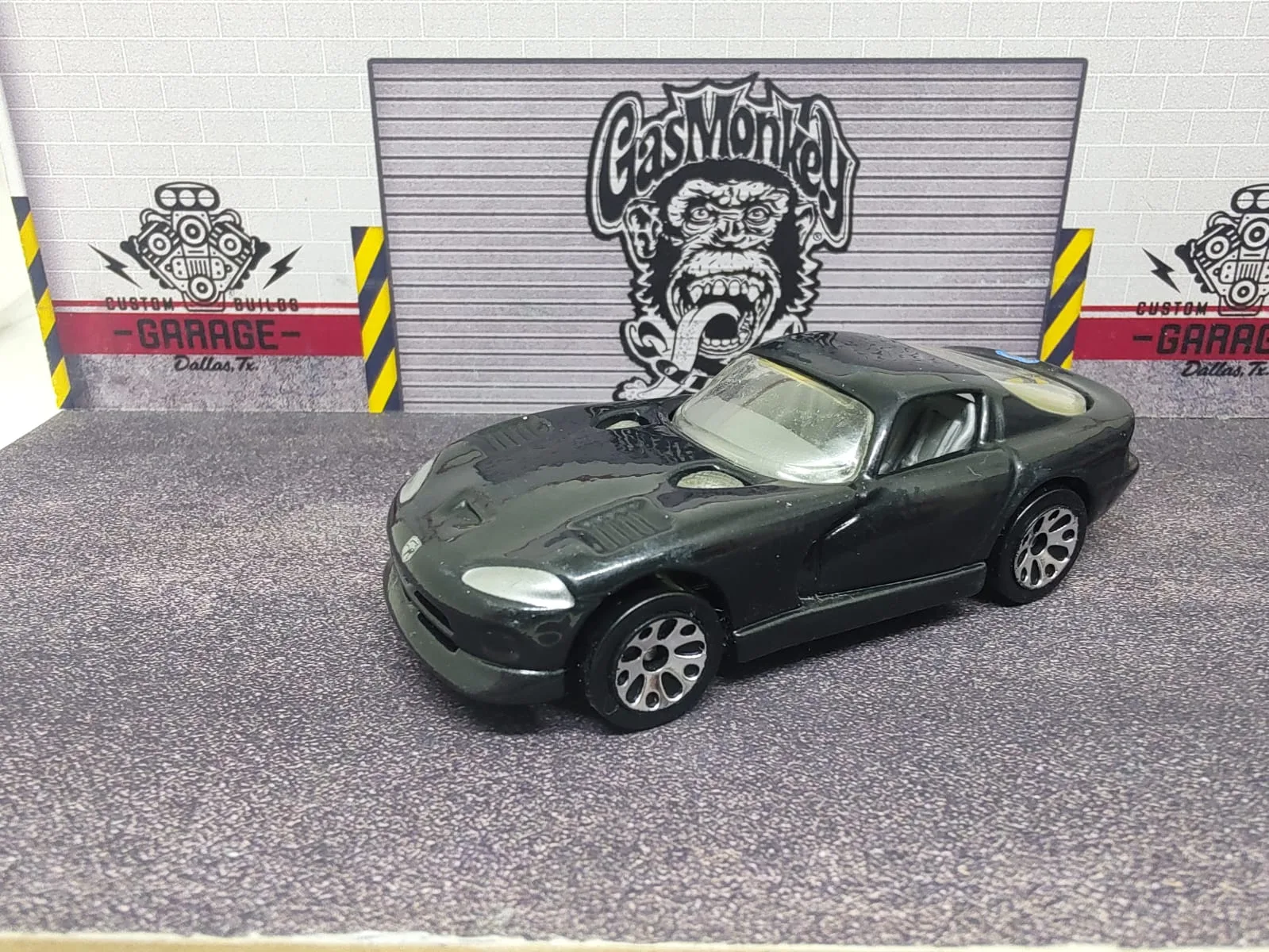 Dodge Viper GTS — negro