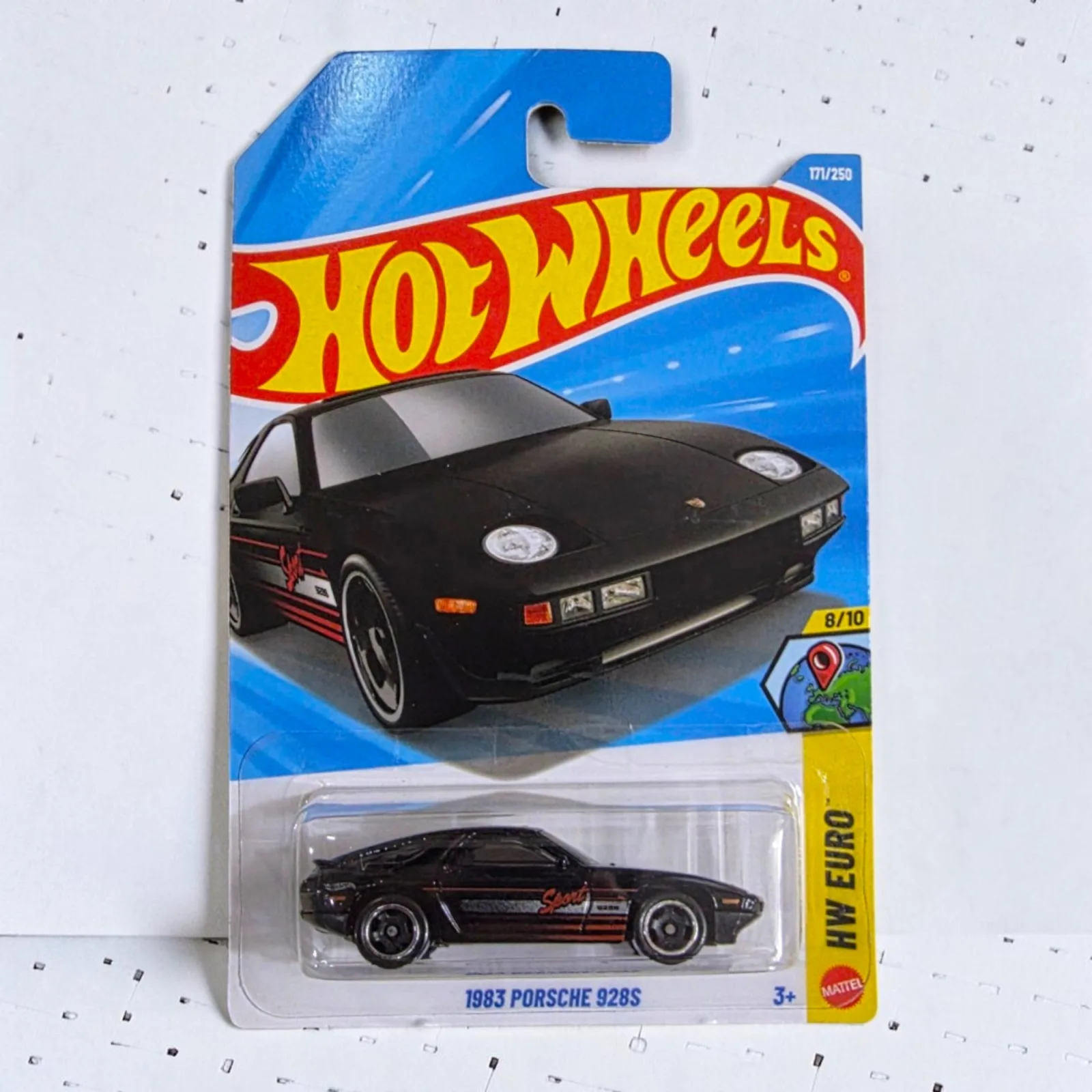 1983 Porsche 928S negro — imagen de referencia