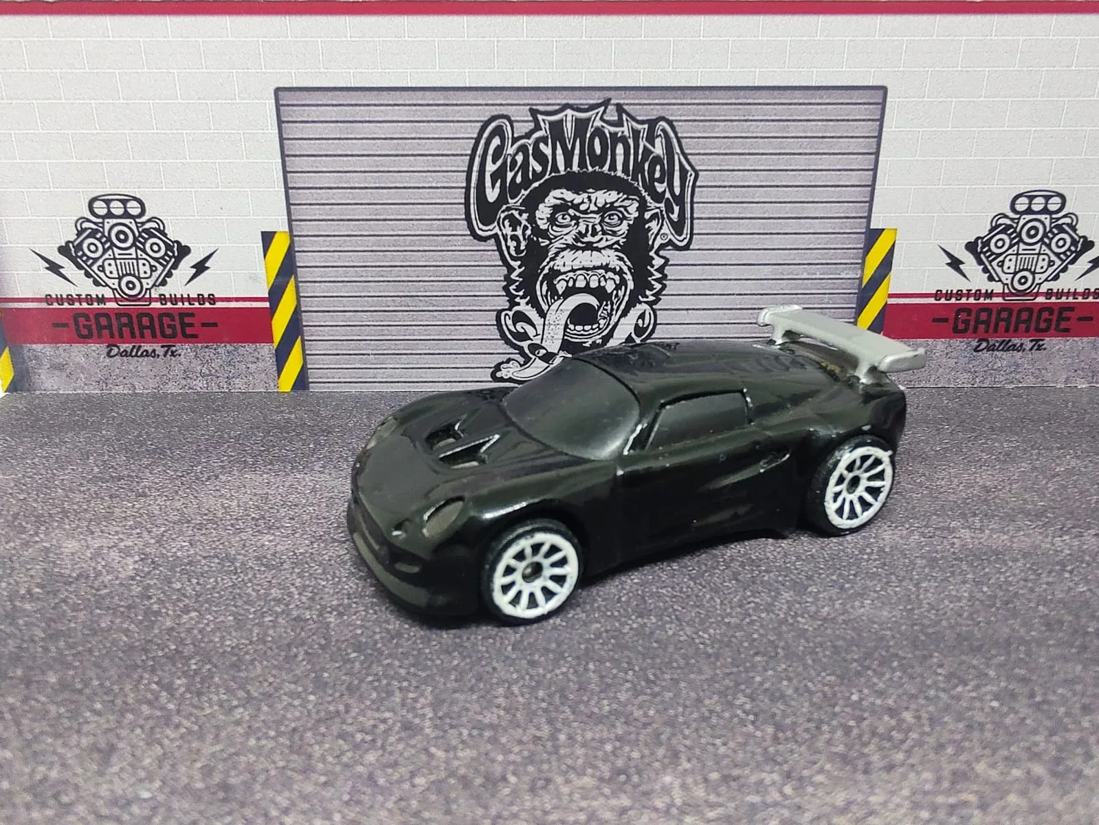 Lotus Sport Elise — verde oscuro, ruedas blancas, McDonald’s