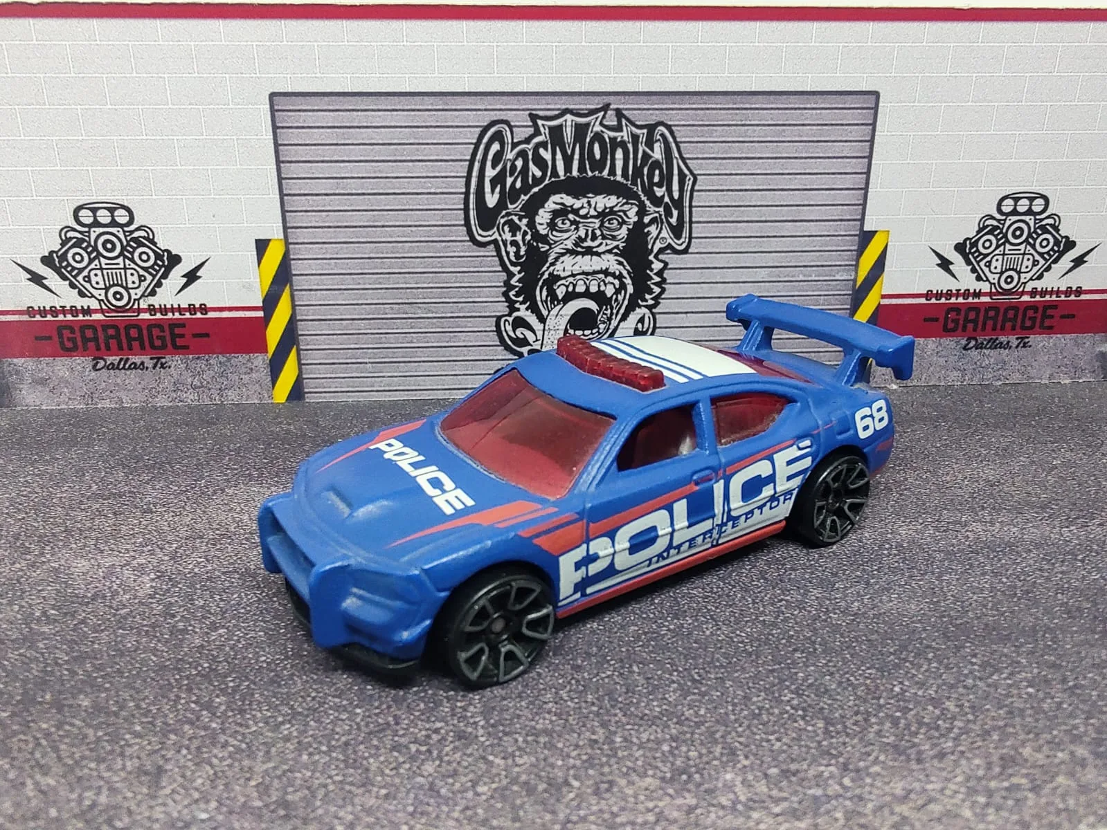 Dodge Charger Drift — azul, POLICE y número 68